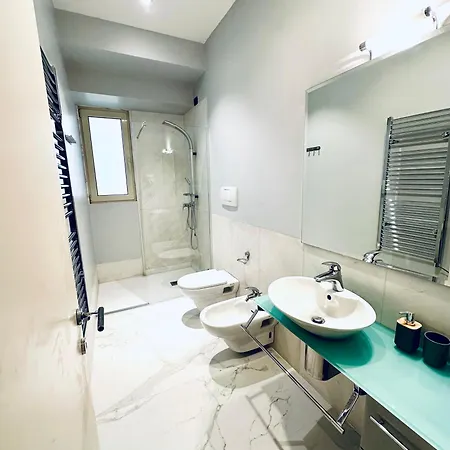 Apartment Paola Center , Luxury House In Town Centre Bari